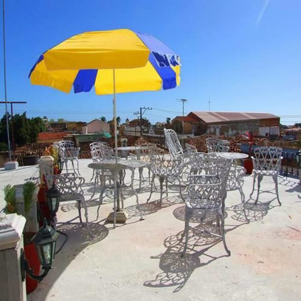 Hostal You & Me Bed and Breakfast in Trinidad
