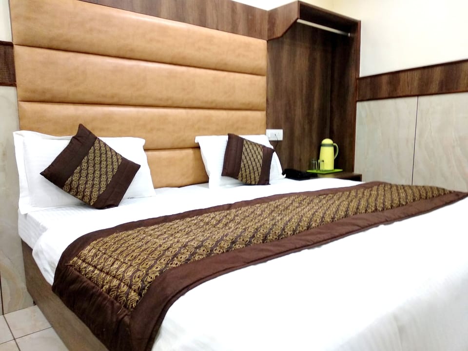 Classic Double or Twin Room | 6 bedrooms, Egyptian cotton sheets, premium bedding, in-room safe