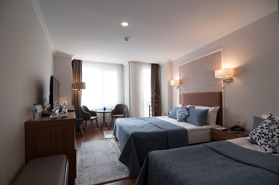 Comfort Triple Room | Premium bedding, down comforters, minibar, in-room safe