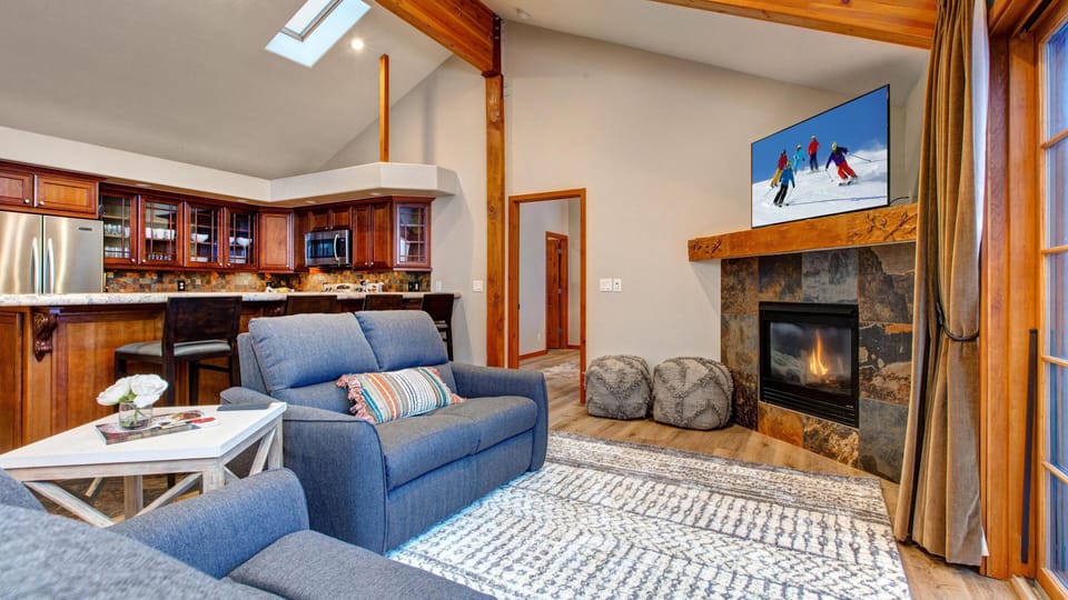 House, 3 Bedrooms | Living area