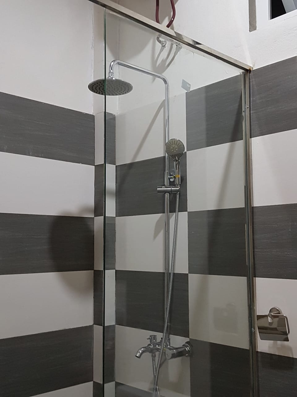 Bathroom shower