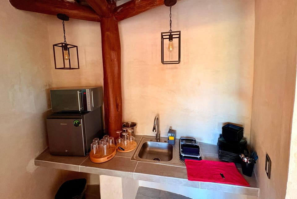 Deluxe Cabin, Non Smoking, Private Pool | Private kitchen | Mini-fridge, microwave