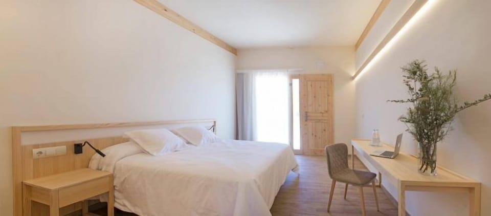 Double Room, Terrace, Mountain View | In-room safe, desk, blackout drapes, soundproofing