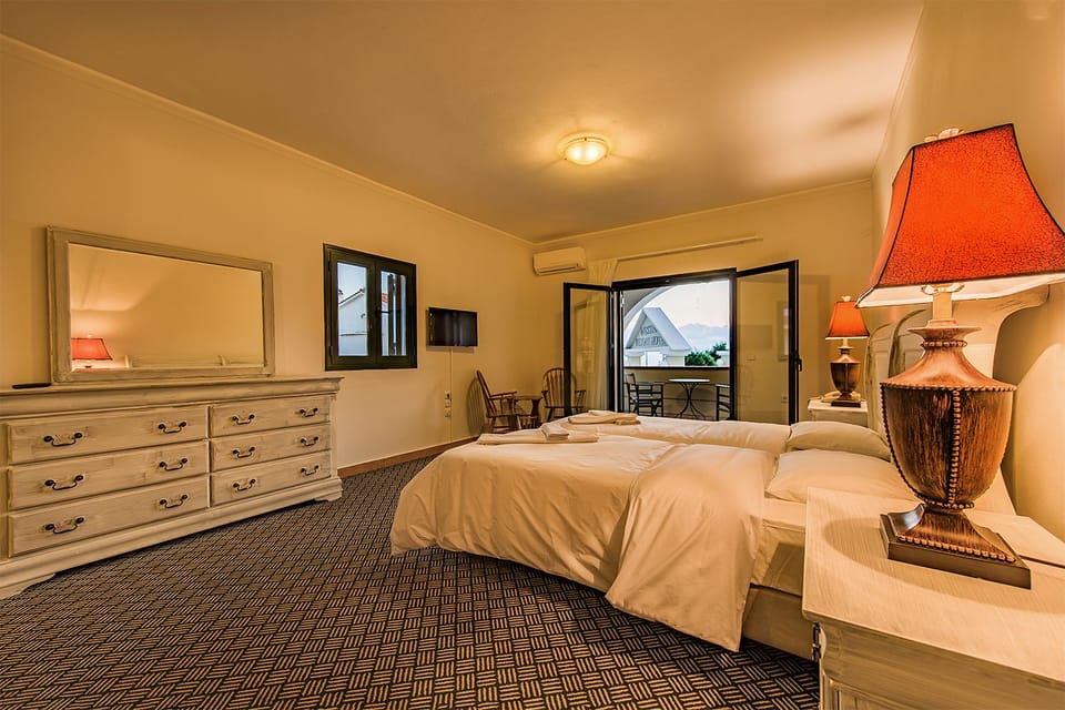 Standard Room with Garden View | Soundproofing, free WiFi, bed sheets