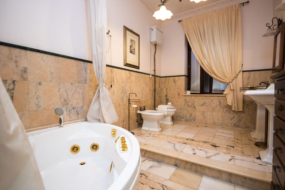 Exclusive Room | Private spa tub