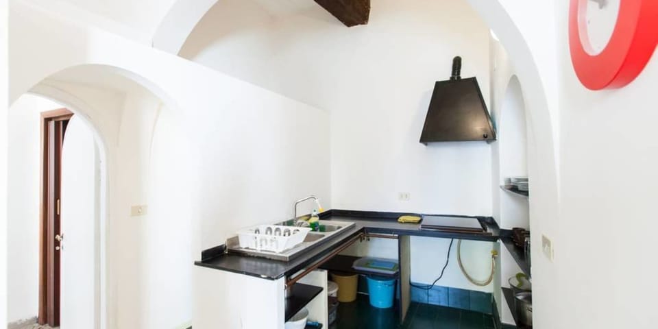 Apartment, 1 Bedroom | Private kitchenette | Fridge, stovetop, cookware/dishes/utensils