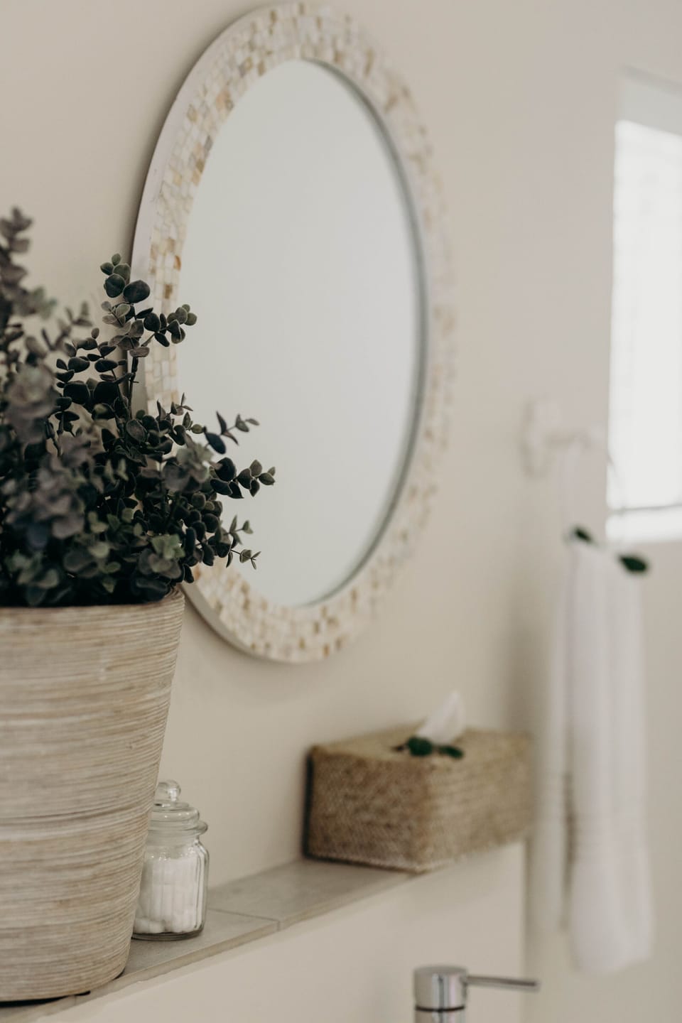 Standard Double Room | Bathroom | Separate tub and shower, free toiletries, hair dryer, bathrobes