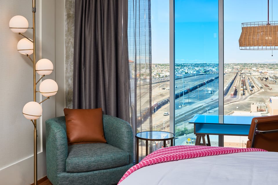 Suite, 1 King Bed | Room amenity