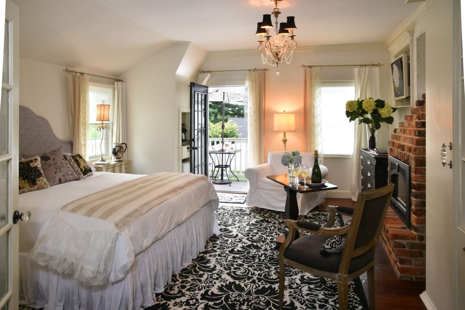 Individually decorated, desk, blackout drapes, soundproofing