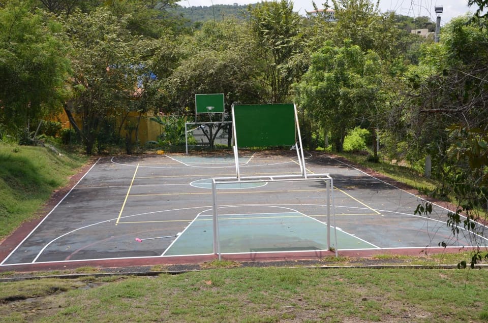 Sport court
