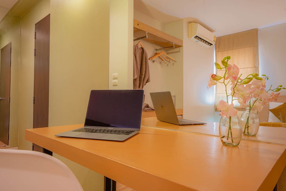 Suite, 1 King Bed | 1 bedroom, in-room safe, desk, blackout drapes