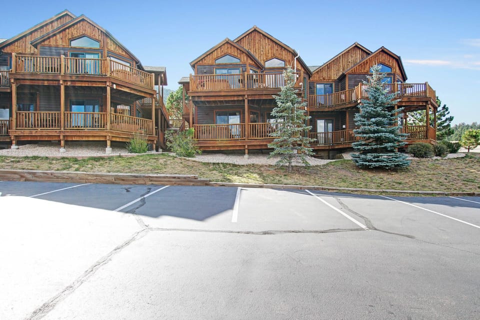 Condo, 2 Bedrooms | Exterior