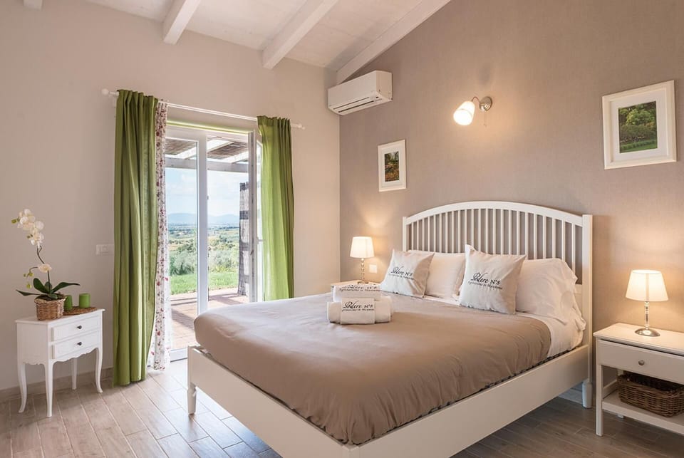Soundproofing, free cribs/infant beds, free WiFi, bed sheets