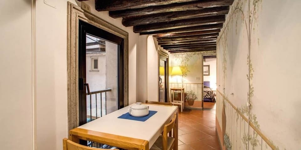 Apartment, 1 Bedroom, Non Smoking | In-room dining