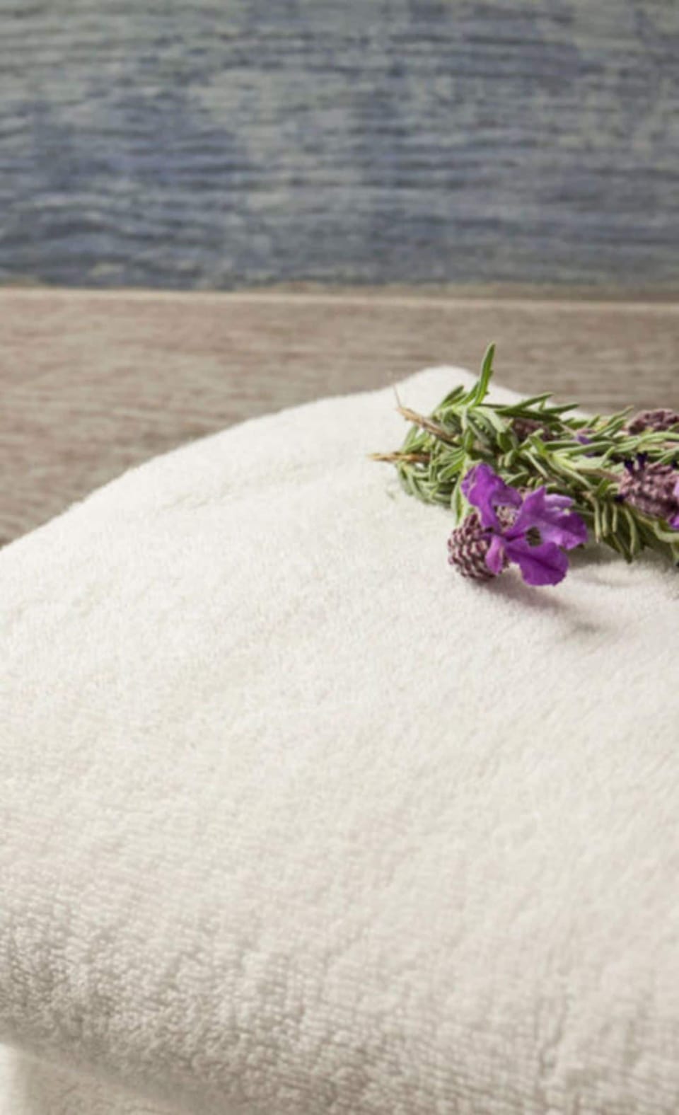 Blackout drapes, soundproofing, iron/ironing board, free WiFi