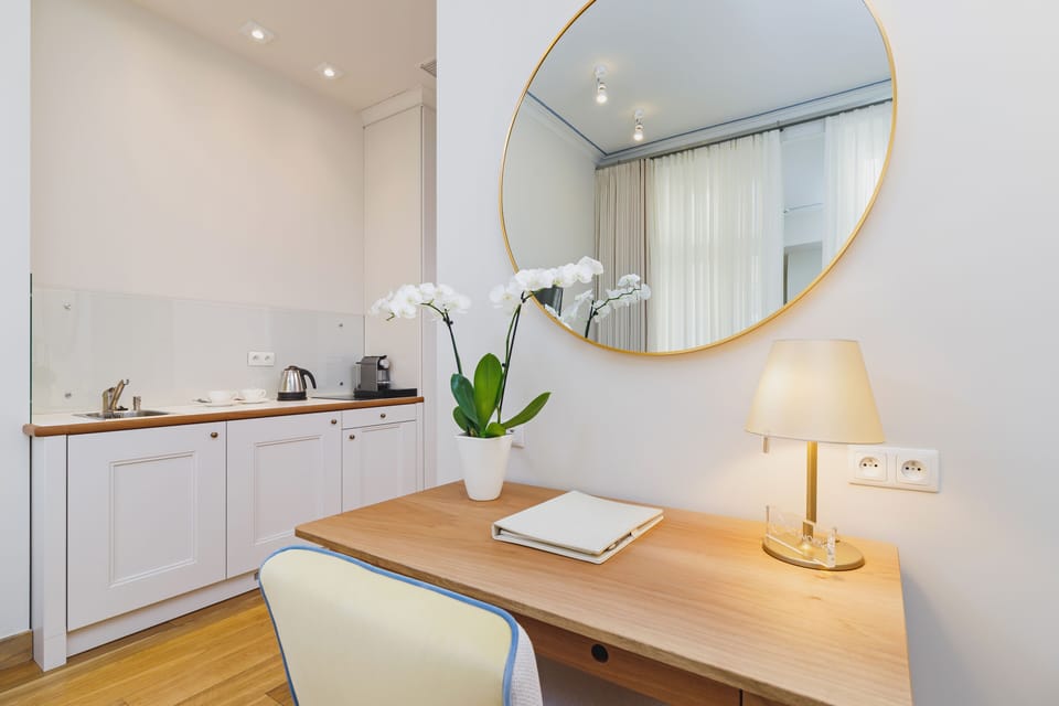 Private kitchenette
