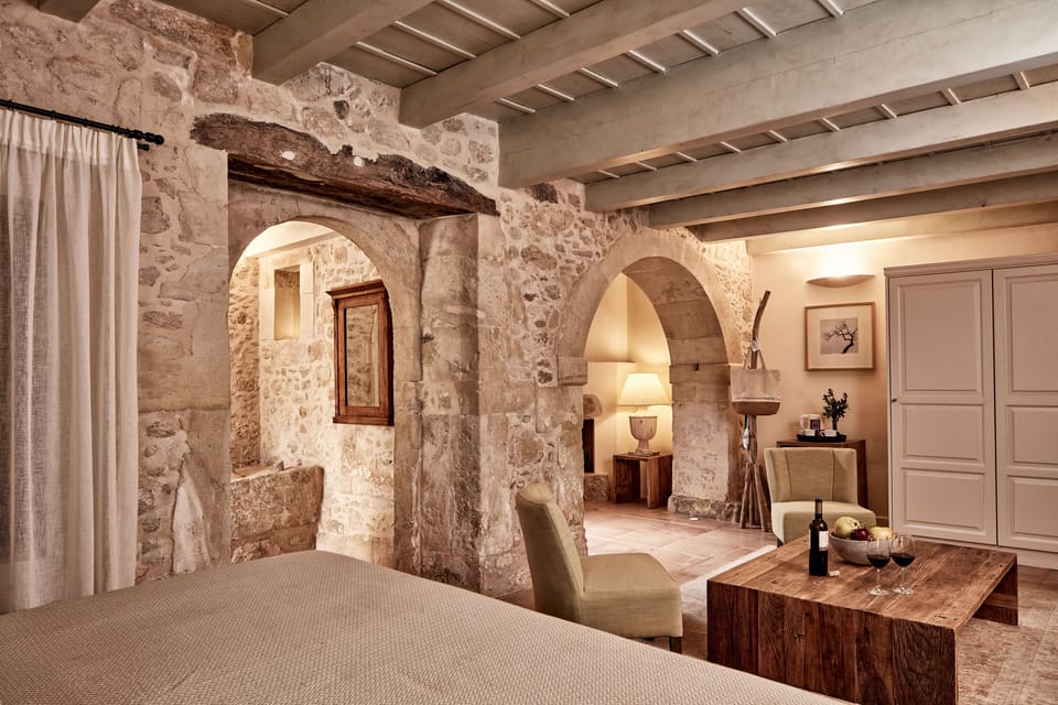 Historic junior suite (Perseus - Lyra - Sirius) | Pillowtop beds, minibar, in-room safe, individually decorated