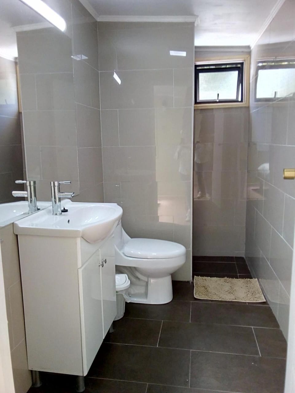Free toiletries, towels