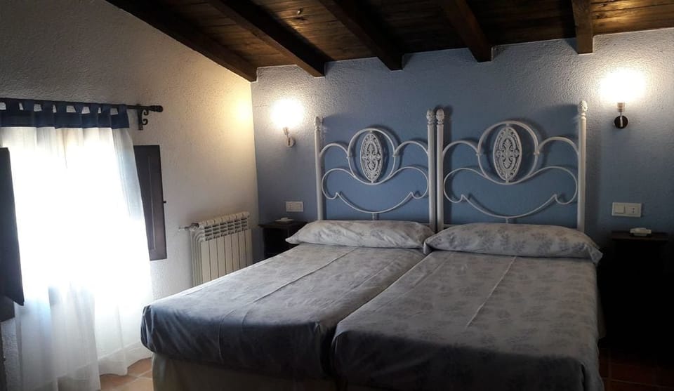 Classic Cottage, 4 Bedrooms, Private Pool | 4 bedrooms, iron/ironing board, free cribs/infant beds, free WiFi