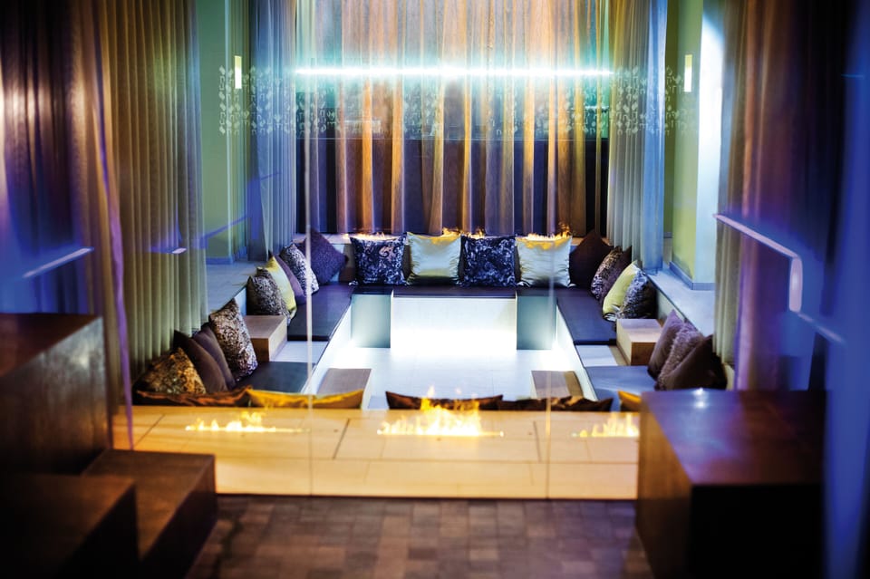 Sauna, hot tub, steam room, body treatments, hot stone massages