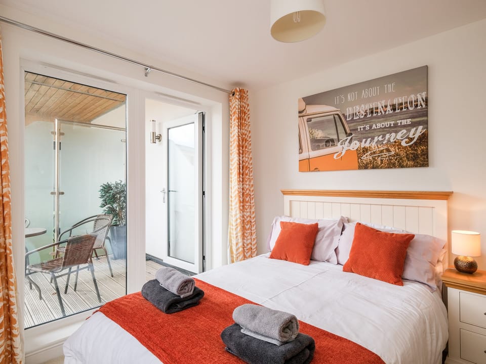 Cottage | 2 bedrooms, individually decorated, individually furnished, free WiFi