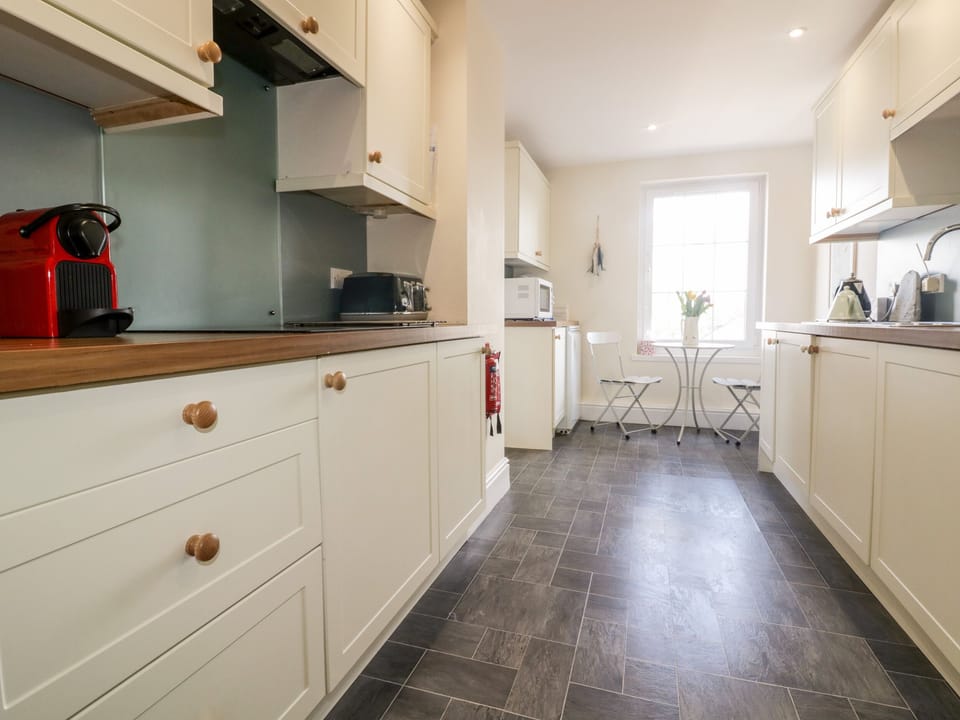 Cottage | Interior
