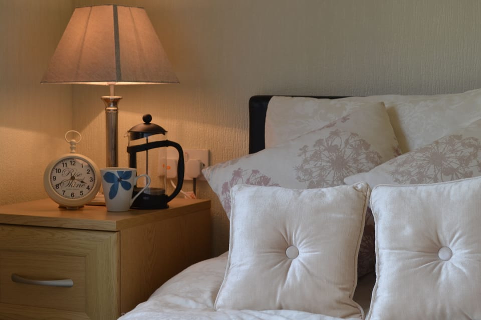 Willow Lodge | 2 bedrooms, individually decorated, individually furnished