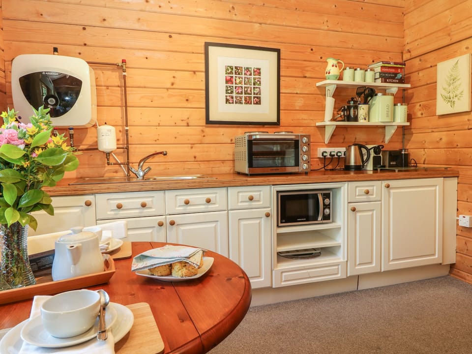 Cottage | Private kitchen | Cookware/dishes/utensils