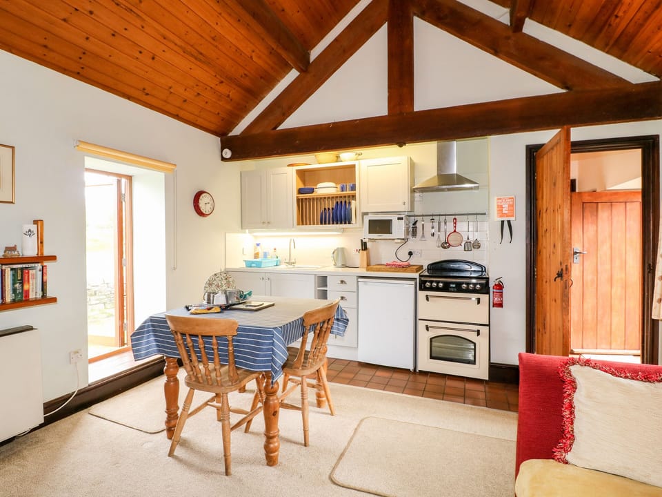 Cottage | Interior