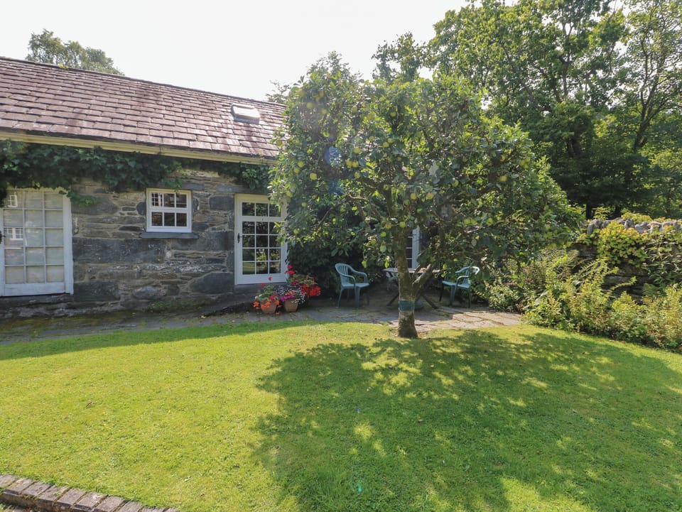 Cottage | Terrace/patio