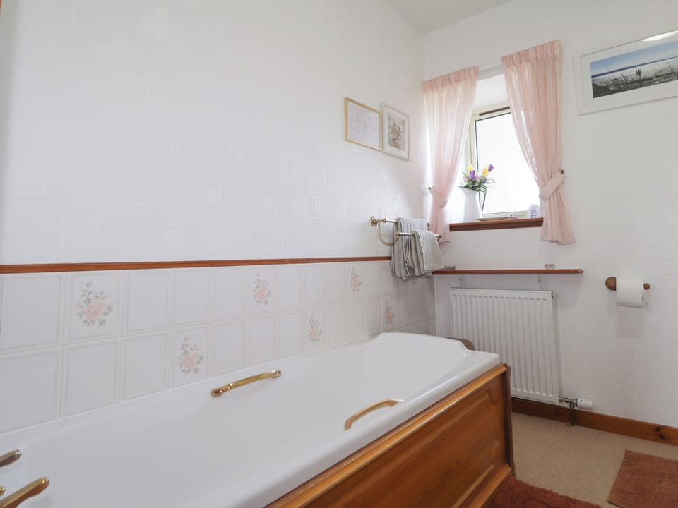 Braehead Croft Cottage in Scotland