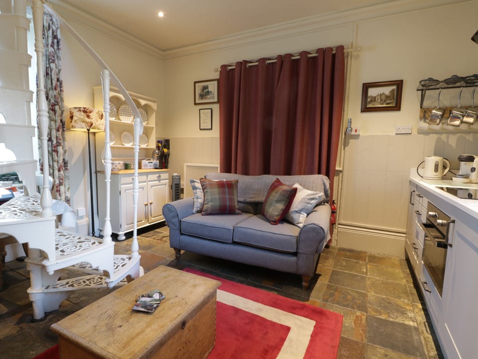Cottage | Interior