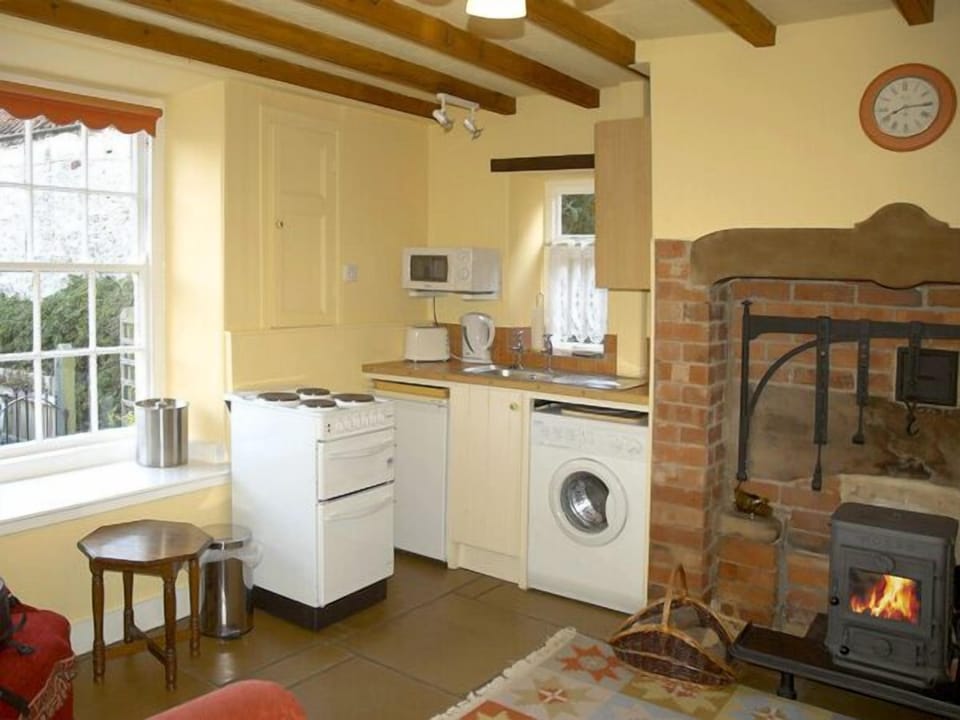 Cottage | Interior