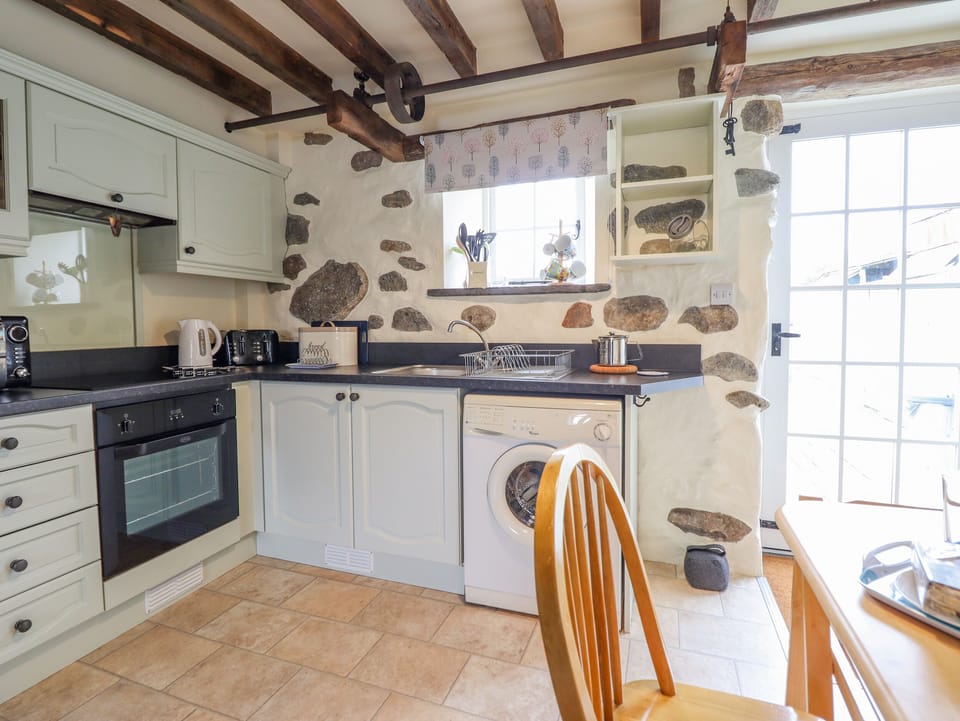 Cottage | Interior