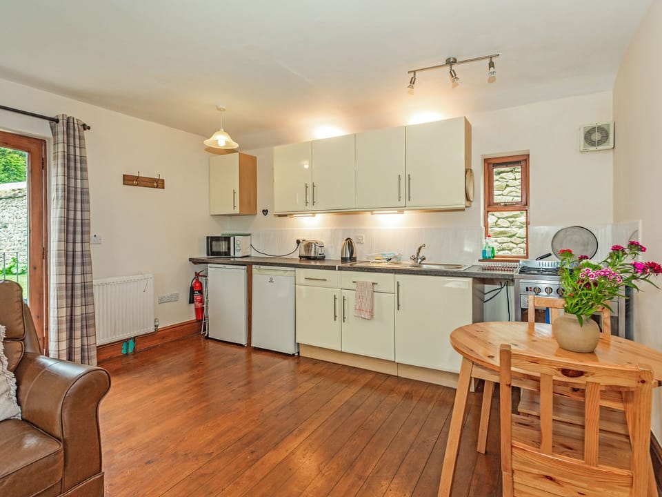 Cottage | Interior