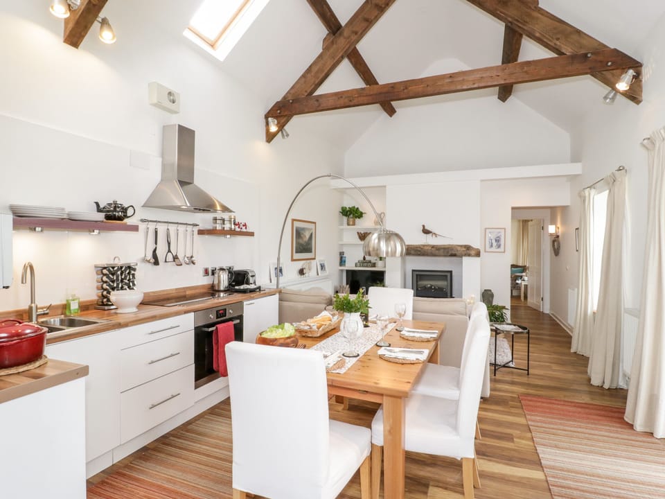 Cottage | Interior