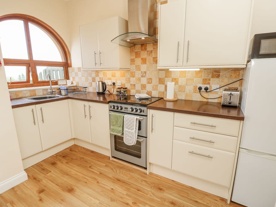 Cottage | Private kitchen | Cookware/dishes/utensils