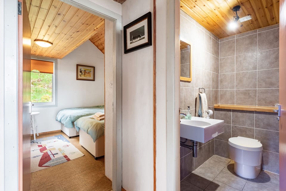 Thorsvik Cottage in Scotland