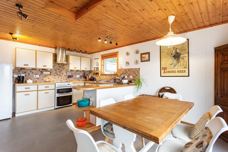 Cottage | Interior