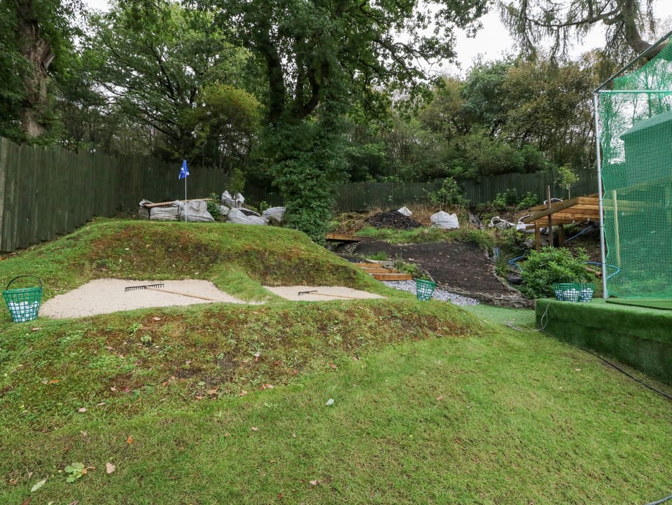 Cottage | Property grounds