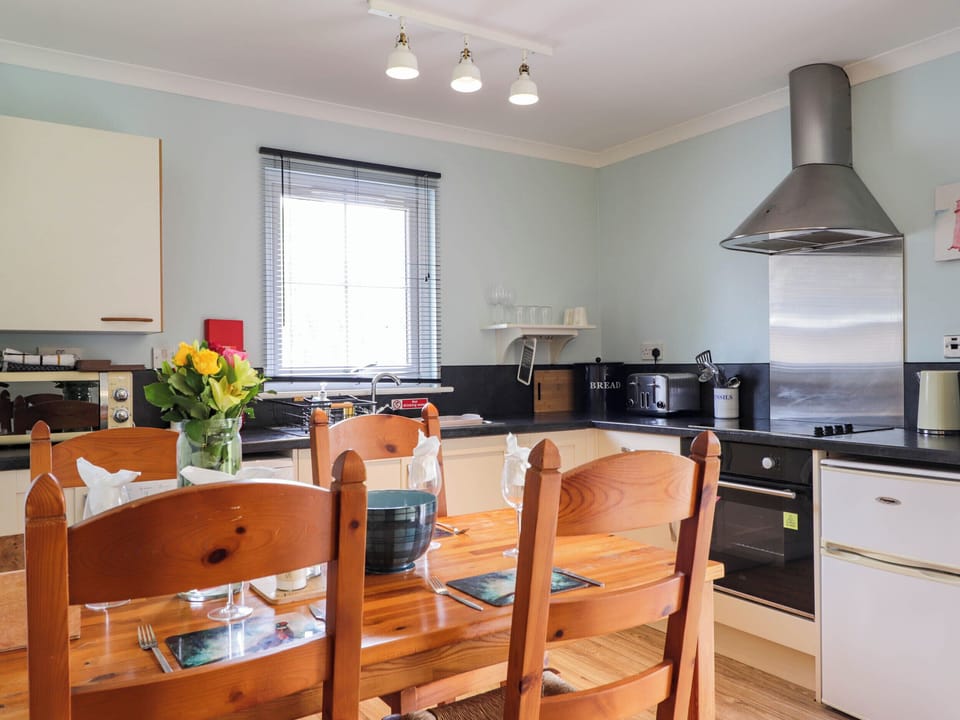 Fridge, microwave, stovetop, toaster