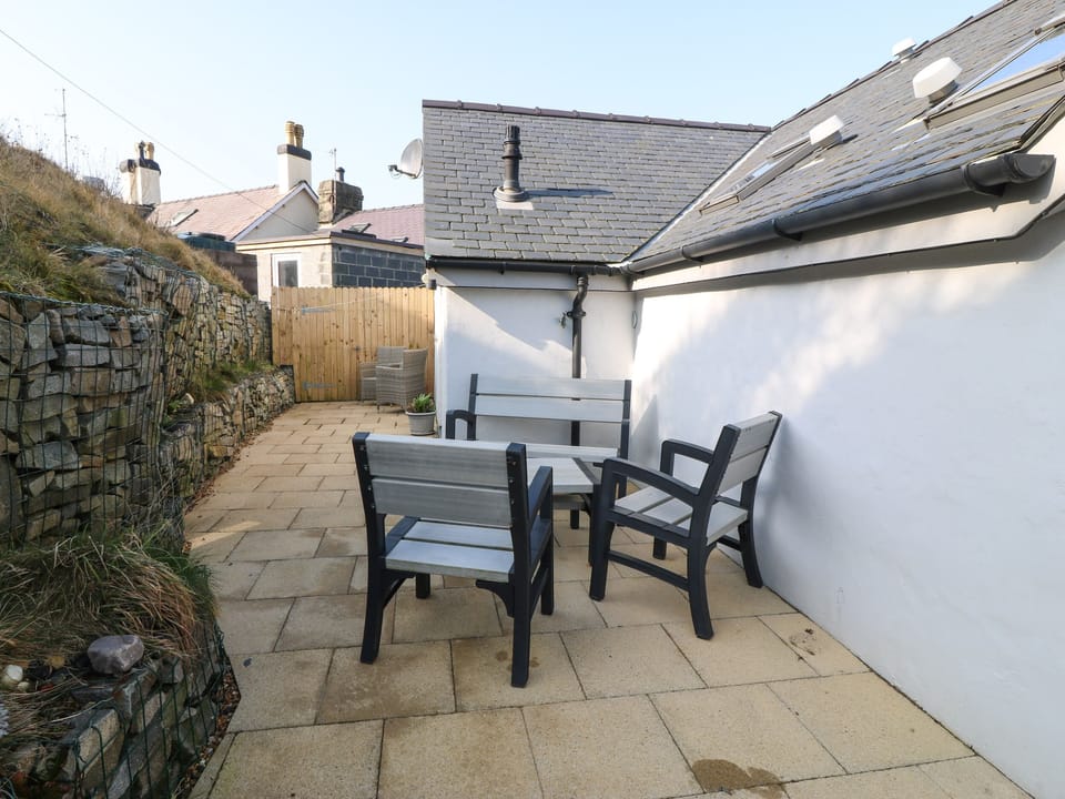 Cottage | Balcony