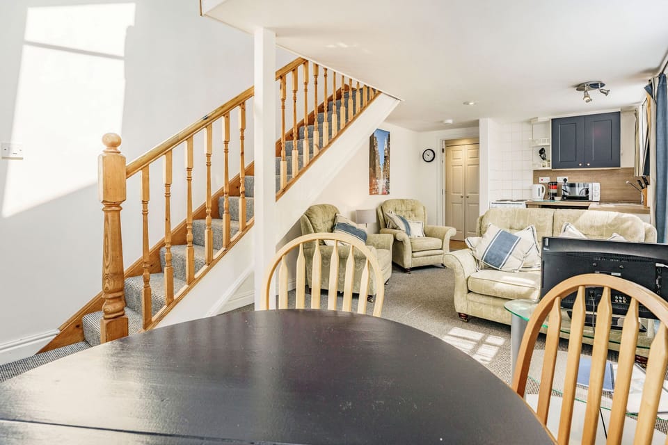 Cottage | Living room | TV, DVD player