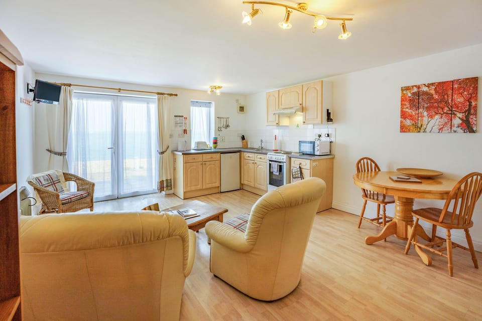 Cottage | Living room | DVD player