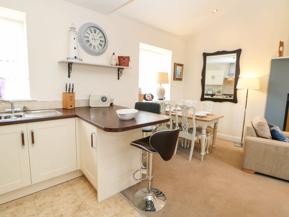 Cottage | Private kitchen | Highchair, cookware/dishes/utensils
