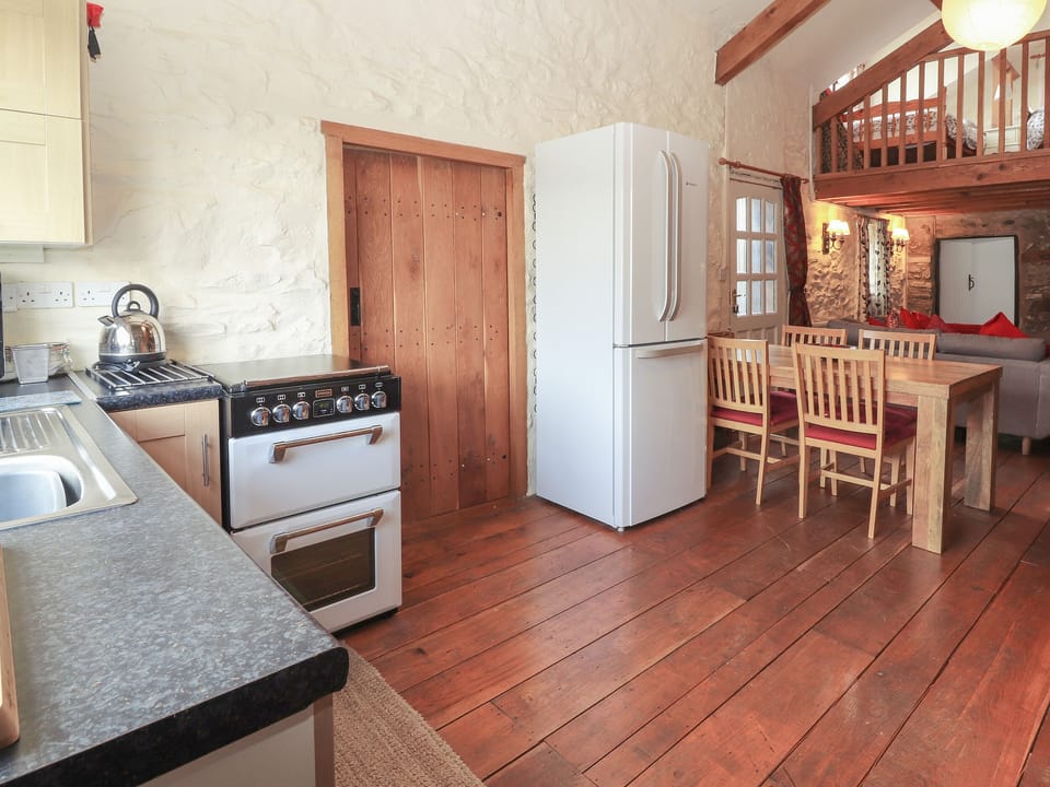 Cottage | Interior