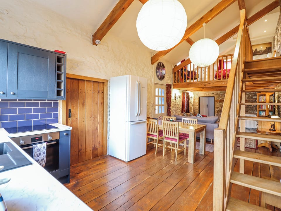 Cottage | Interior
