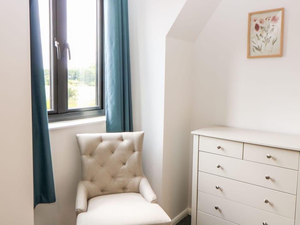 Cottage | 2 bedrooms, individually decorated, individually furnished, free WiFi