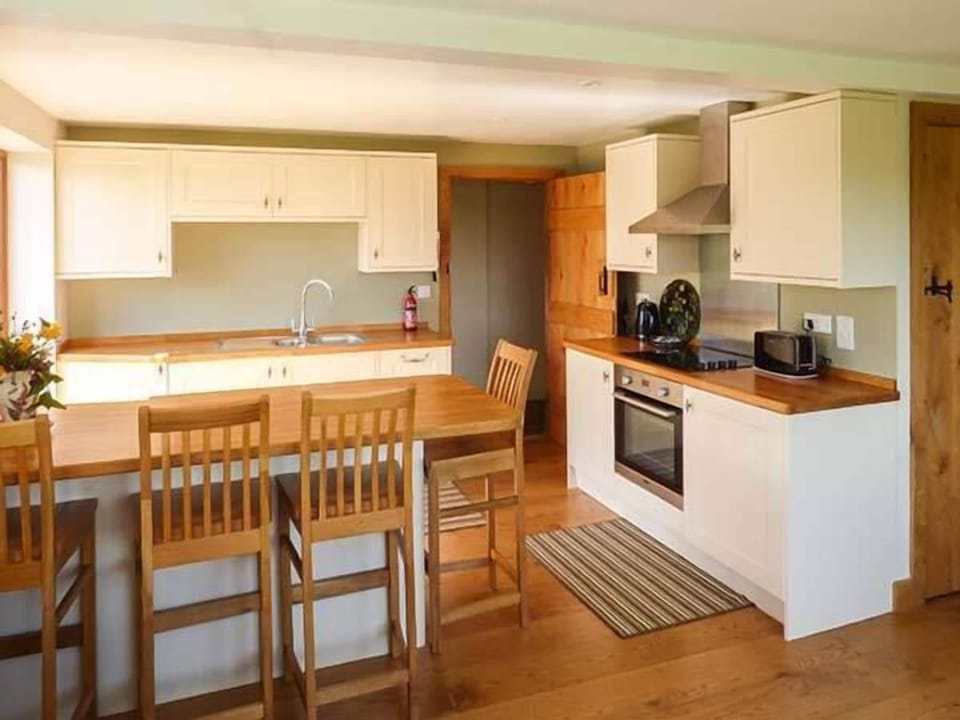 Cottage | Interior