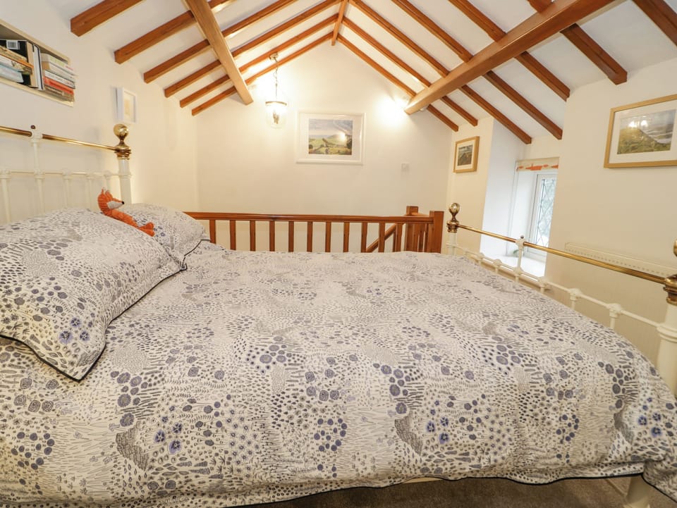 The Little White Cottage Cottage in Wales